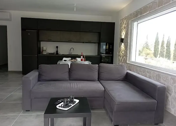 Dimarakis Collection - Serenity Apartment - Ermioni *